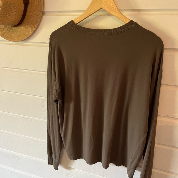 *SOLD* Bobi Long Sleeve Tee - Picture 2 of 2
